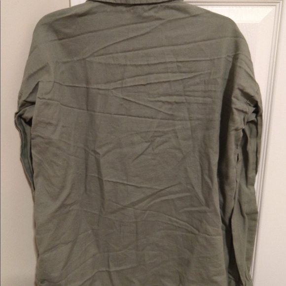 Forever 21 Green Long Sleeve Blouse Shirt - Picture 2 of 4